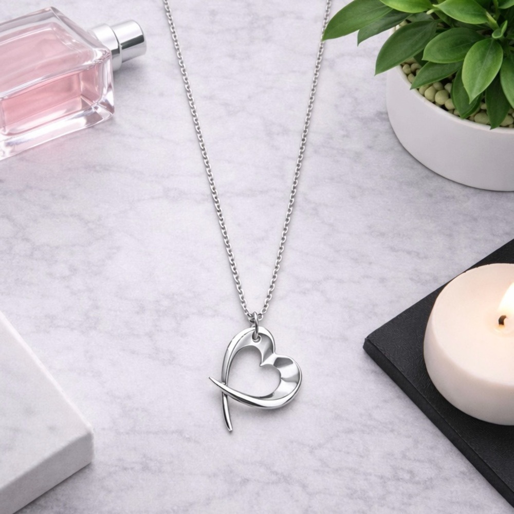 Dainty Silver Heart Pendant Necklace
